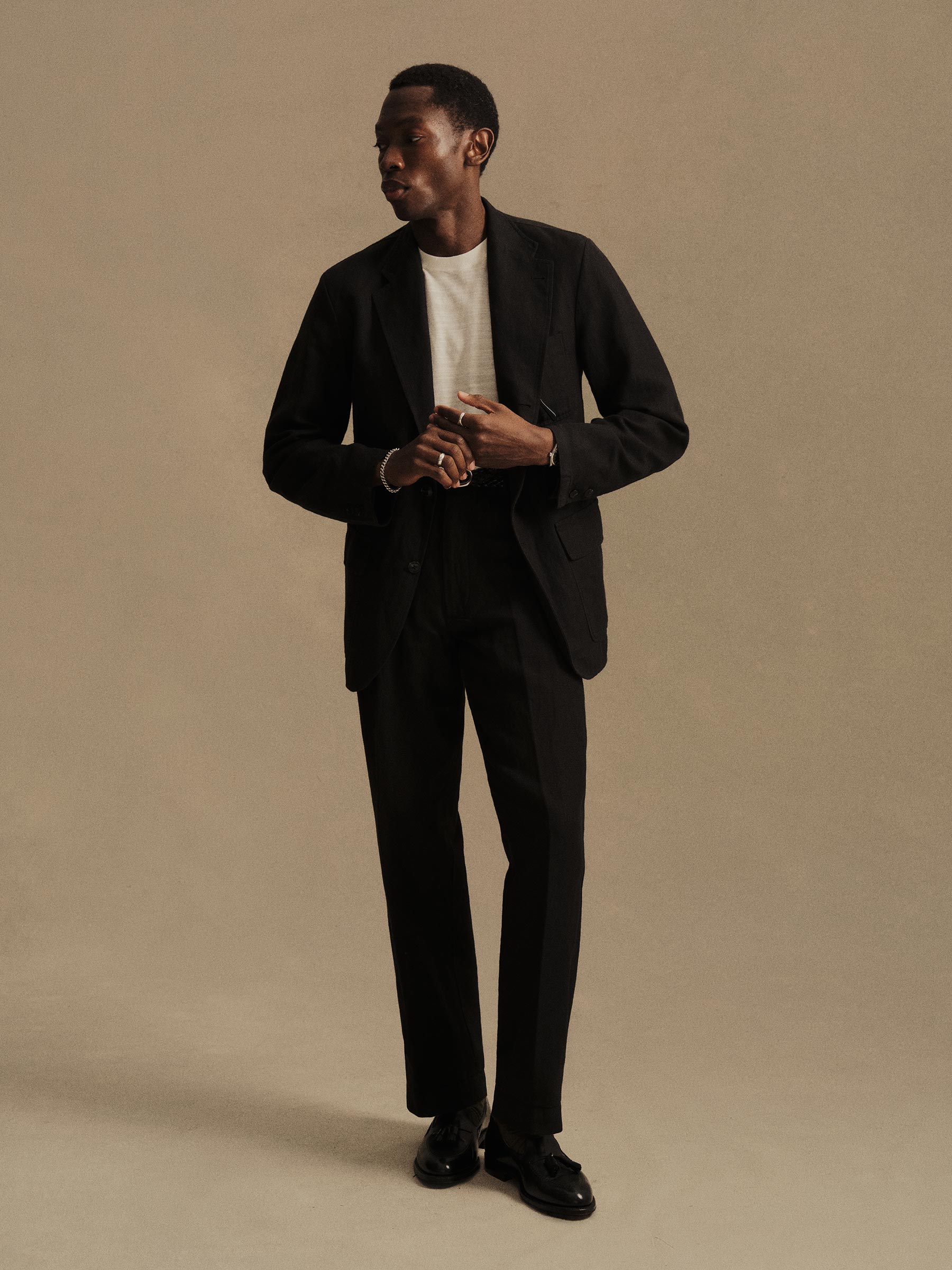 Alternative view of Black Capitola Linen Carry On Ford Standard Pant
