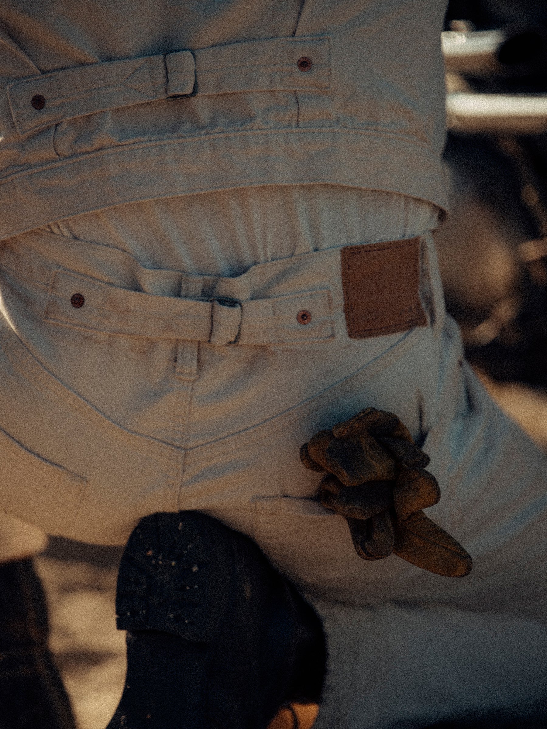 Alternative view of Seeded Natural Buckleback Big Jean