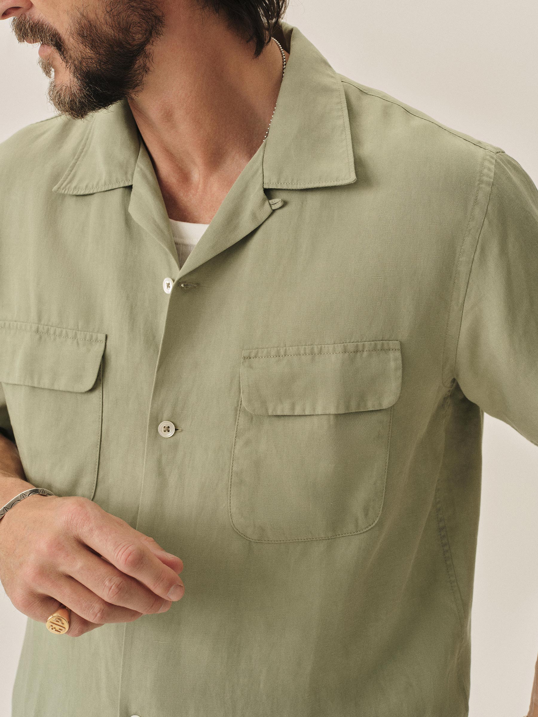 Alternative view of Light Agave Draped Linen Deuce Coupe Camp Shirt