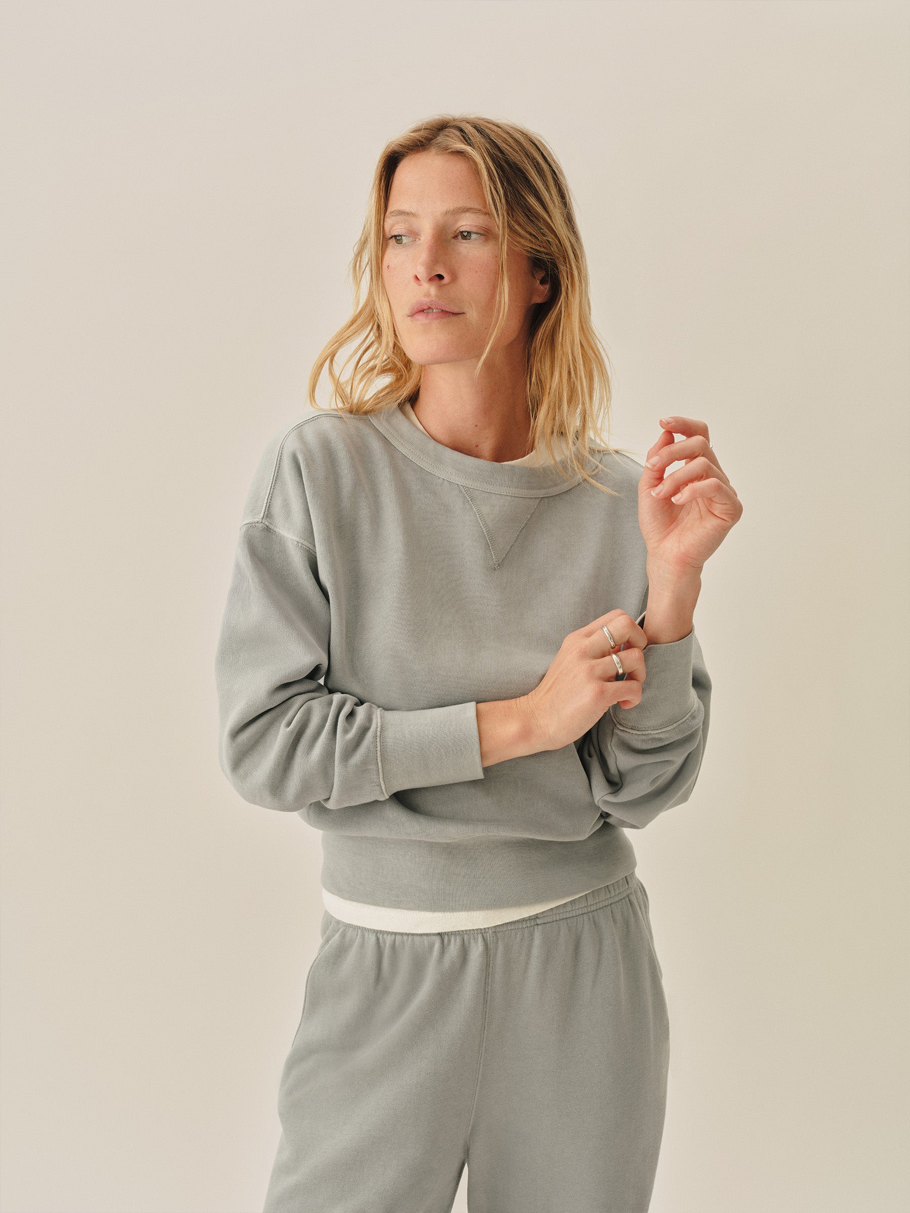 Alternative view of Faded Sky Venice Wash Vintage Interloop Oversized Crew