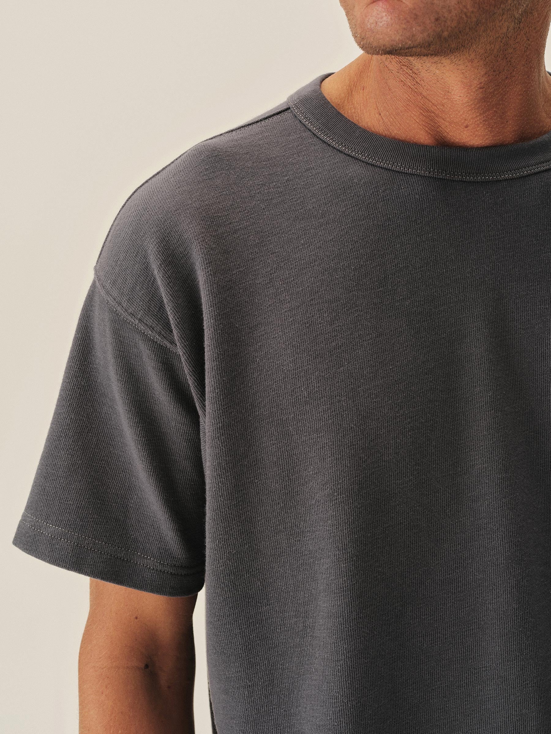 Alternative view of Seal Blue Field Spec 90s Boxy Heavy Tee