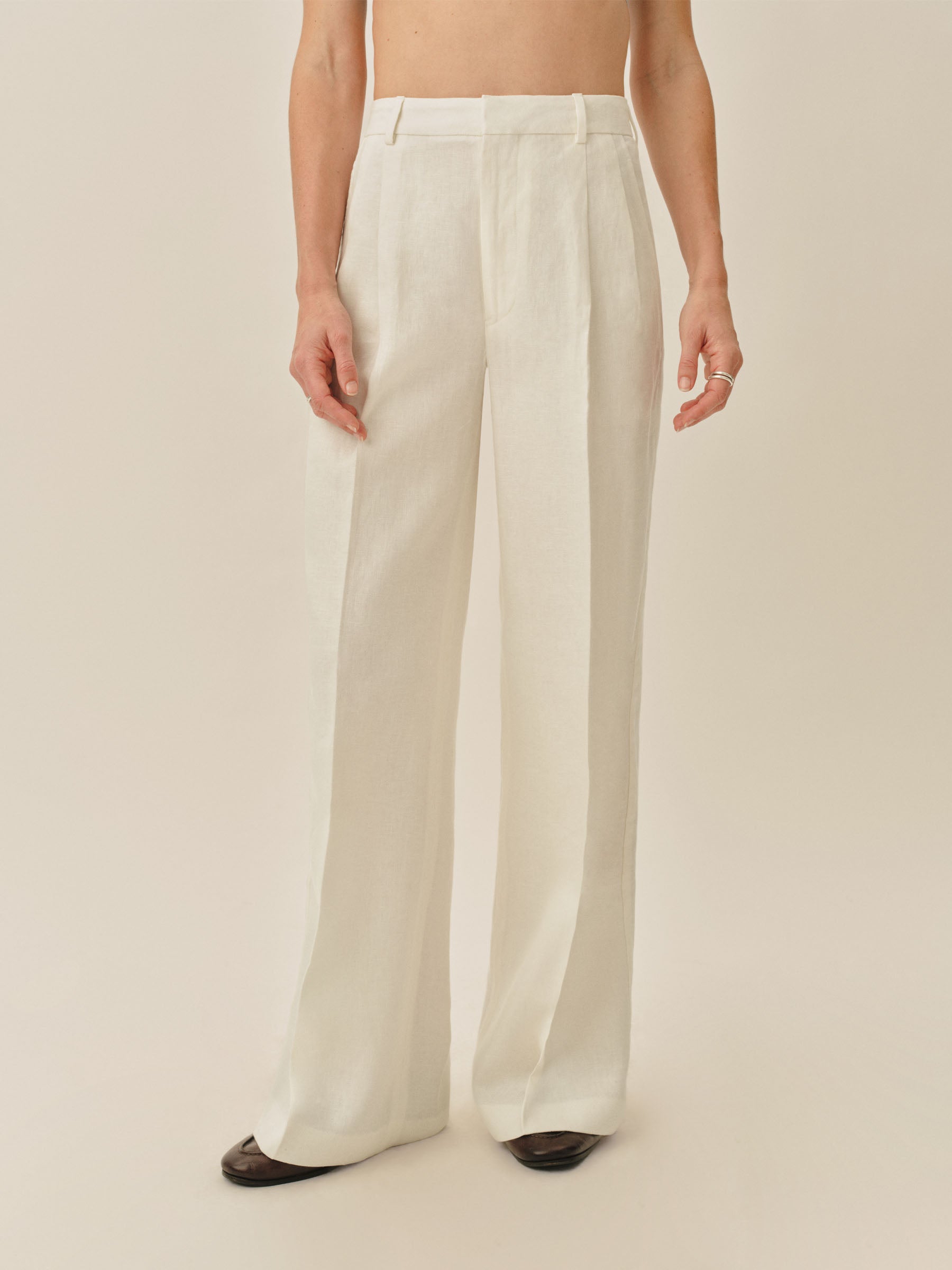 Alternative view of White Hutton Linen Trouser
